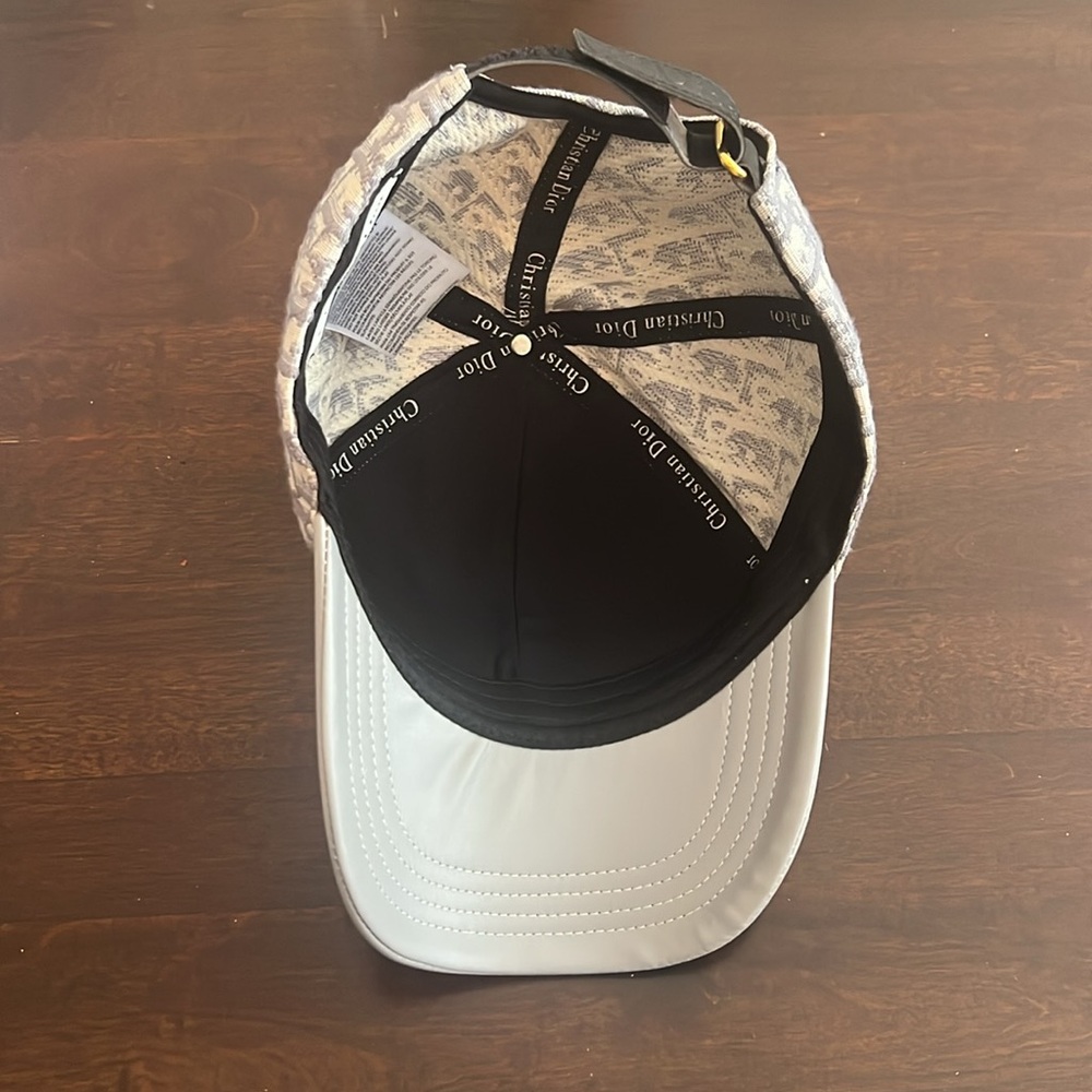 Monogram Cap - Picture 2 of 3